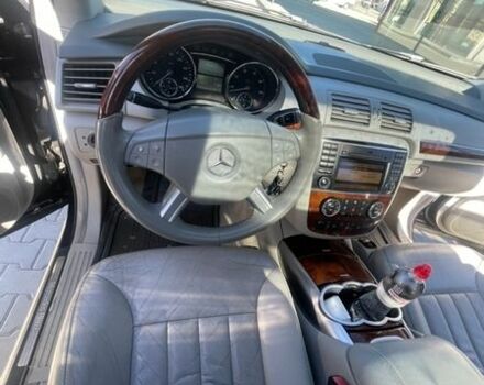 Чорний Мерседес Р-Клас, об'ємом двигуна 5 л та пробігом 190 тис. км за 7999 $, фото 17 на Automoto.ua