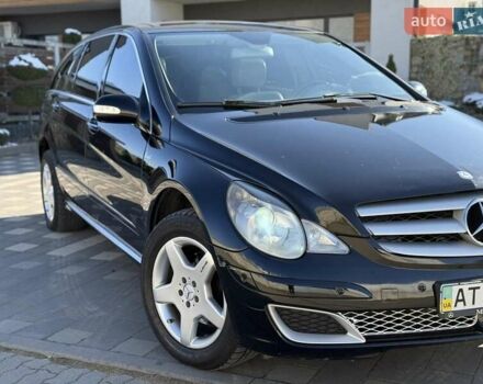 Черный Мерседес Р-Класс, объемом двигателя 5 л и пробегом 191 тыс. км за 8500 $, фото 3 на Automoto.ua
