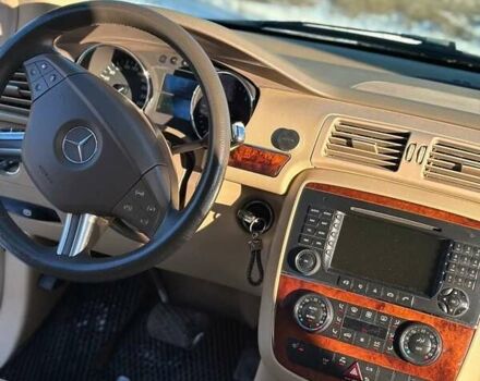 Чорний Мерседес Р-Клас, об'ємом двигуна 3 л та пробігом 424 тис. км за 8150 $, фото 15 на Automoto.ua