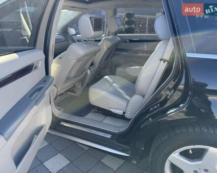 Черный Мерседес Р-Класс, объемом двигателя 5 л и пробегом 191 тыс. км за 8500 $, фото 13 на Automoto.ua