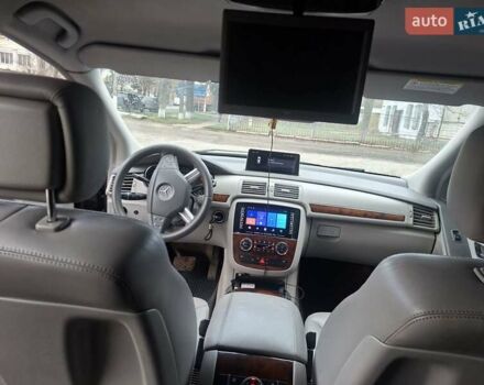 Чорний Мерседес Р-Клас, об'ємом двигуна 5 л та пробігом 320 тис. км за 7444 $, фото 10 на Automoto.ua