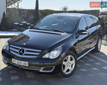 Черный Мерседес Р-Класс, объемом двигателя 5 л и пробегом 191 тыс. км за 8500 $, фото 1 на Automoto.ua