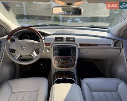 Черный Мерседес Р-Класс, объемом двигателя 5 л и пробегом 191 тыс. км за 8500 $, фото 29 на Automoto.ua