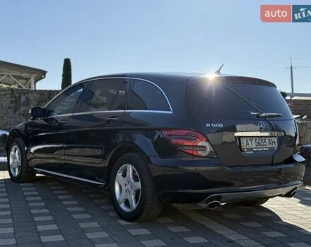 Черный Мерседес Р-Класс, объемом двигателя 5 л и пробегом 191 тыс. км за 8500 $, фото 7 на Automoto.ua