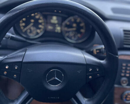 Черный Мерседес Р-Класс, объемом двигателя 3.5 л и пробегом 176 тыс. км за 6200 $, фото 15 на Automoto.ua