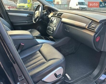 Чорний Мерседес Р-Клас, об'ємом двигуна 3.5 л та пробігом 270 тис. км за 6900 $, фото 36 на Automoto.ua