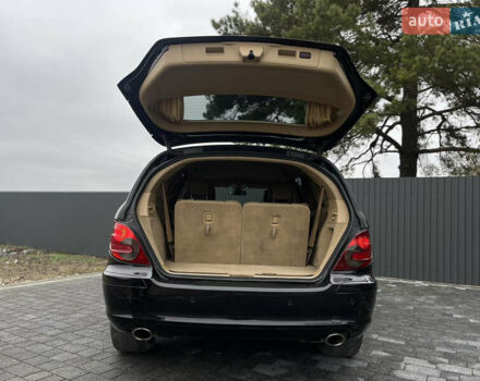 Чорний Мерседес Р-Клас, об'ємом двигуна 5 л та пробігом 134 тис. км за 6999 $, фото 13 на Automoto.ua