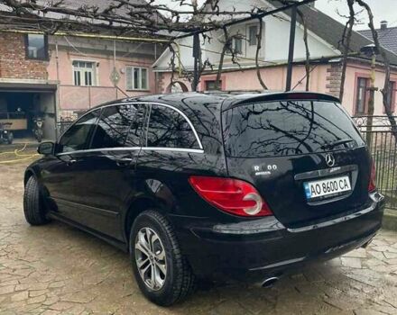 Черный Мерседес Р-Класс, объемом двигателя 3.5 л и пробегом 299 тыс. км за 6999 $, фото 1 на Automoto.ua