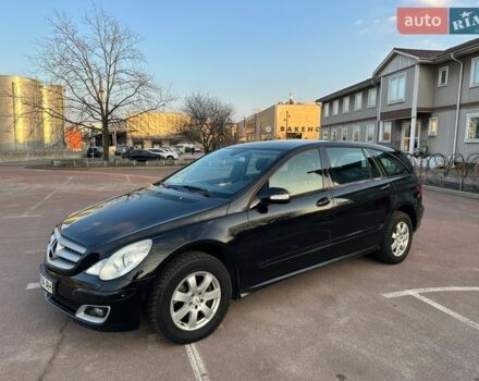 Черный Мерседес Р-Класс, объемом двигателя 3.5 л и пробегом 270 тыс. км за 6300 $, фото 1 на Automoto.ua