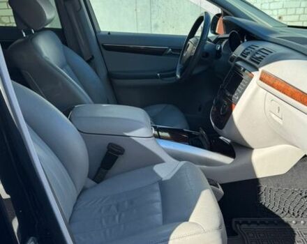 Черный Мерседес Р-Класс, объемом двигателя 3.5 л и пробегом 310 тыс. км за 10750 $, фото 9 на Automoto.ua