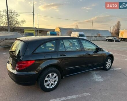 Черный Мерседес Р-Класс, объемом двигателя 3.5 л и пробегом 270 тыс. км за 6300 $, фото 8 на Automoto.ua