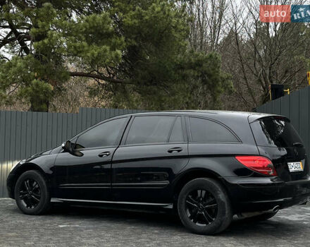 Чорний Мерседес Р-Клас, об'ємом двигуна 5 л та пробігом 134 тис. км за 6999 $, фото 4 на Automoto.ua