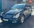 Черный Мерседес Р-Класс, объемом двигателя 3.5 л и пробегом 310 тыс. км за 10750 $, фото 1 на Automoto.ua