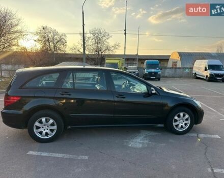 Черный Мерседес Р-Класс, объемом двигателя 3.5 л и пробегом 270 тыс. км за 6300 $, фото 9 на Automoto.ua