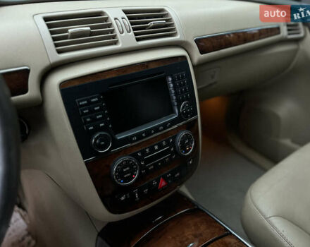 Чорний Мерседес Р-Клас, об'ємом двигуна 5 л та пробігом 134 тис. км за 6999 $, фото 24 на Automoto.ua