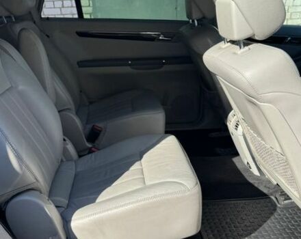 Черный Мерседес Р-Класс, объемом двигателя 3.5 л и пробегом 310 тыс. км за 10750 $, фото 11 на Automoto.ua