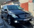 Черный Мерседес Р-Класс, объемом двигателя 3.5 л и пробегом 310 тыс. км за 10750 $, фото 1 на Automoto.ua