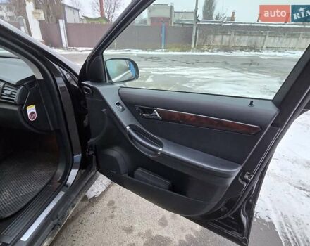 Черный Мерседес Р-Класс, объемом двигателя 3 л и пробегом 205 тыс. км за 7900 $, фото 6 на Automoto.ua