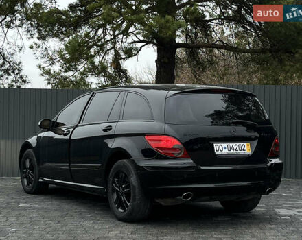 Чорний Мерседес Р-Клас, об'ємом двигуна 5 л та пробігом 134 тис. км за 6999 $, фото 5 на Automoto.ua