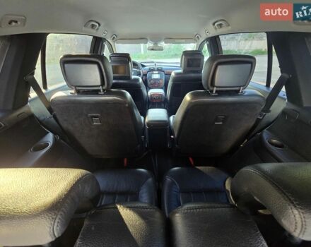 Чорний Мерседес Р-Клас, об'ємом двигуна 3 л та пробігом 237 тис. км за 7949 $, фото 28 на Automoto.ua