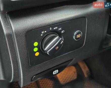 Черный Мерседес Р-Класс, объемом двигателя 3 л и пробегом 205 тыс. км за 7900 $, фото 27 на Automoto.ua