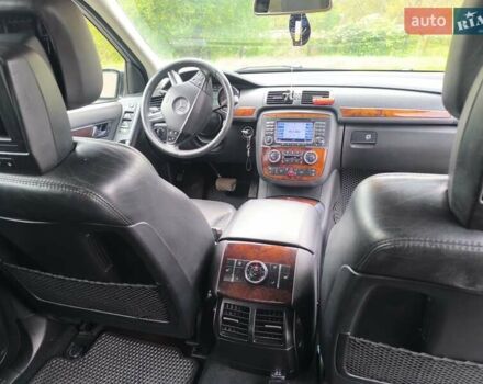 Чорний Мерседес Р-Клас, об'ємом двигуна 2.99 л та пробігом 237 тис. км за 8600 $, фото 3 на Automoto.ua