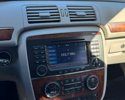 Черный Мерседес Р-Класс, объемом двигателя 3.5 л и пробегом 310 тыс. км за 10750 $, фото 16 на Automoto.ua