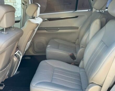 Черный Мерседес Р-Класс, объемом двигателя 3.5 л и пробегом 310 тыс. км за 10750 $, фото 14 на Automoto.ua