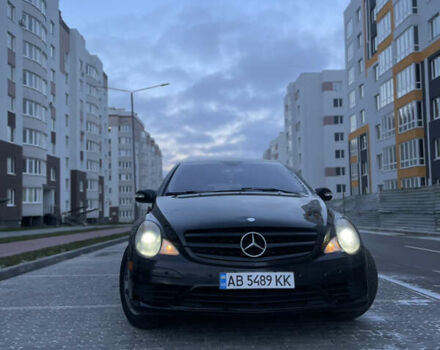 Черный Мерседес Р-Класс, объемом двигателя 3.5 л и пробегом 176 тыс. км за 6200 $, фото 4 на Automoto.ua