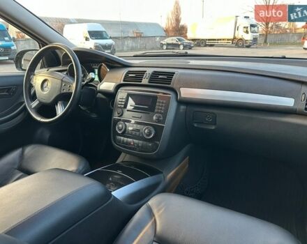 Чорний Мерседес Р-Клас, об'ємом двигуна 3.5 л та пробігом 270 тис. км за 6900 $, фото 40 на Automoto.ua