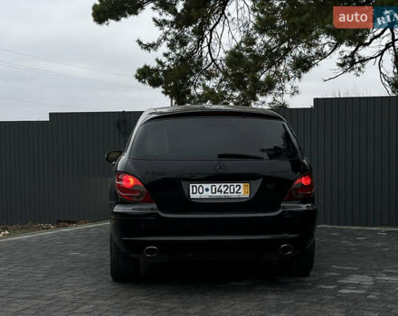 Чорний Мерседес Р-Клас, об'ємом двигуна 5 л та пробігом 134 тис. км за 6999 $, фото 7 на Automoto.ua