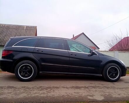 Чорний Мерседес Р-Клас, об'ємом двигуна 3 л та пробігом 350 тис. км за 8000 $, фото 6 на Automoto.ua