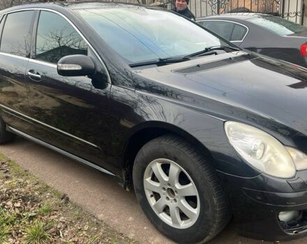 Черный Мерседес Р-Класс, объемом двигателя 3 л и пробегом 360 тыс. км за 4400 $, фото 4 на Automoto.ua