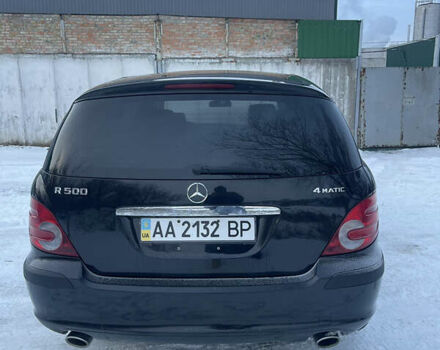 Черный Мерседес Р-Класс, объемом двигателя 5 л и пробегом 95 тыс. км за 11500 $, фото 7 на Automoto.ua