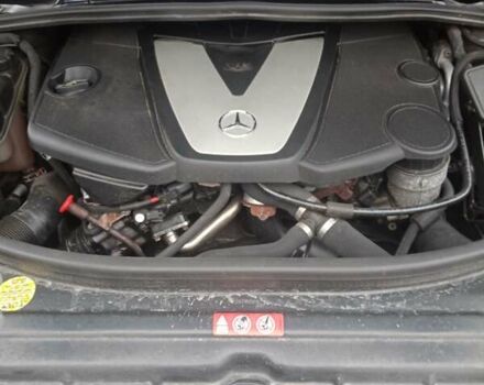 Черный Мерседес Р-Класс, объемом двигателя 2.99 л и пробегом 350 тыс. км за 8000 $, фото 7 на Automoto.ua