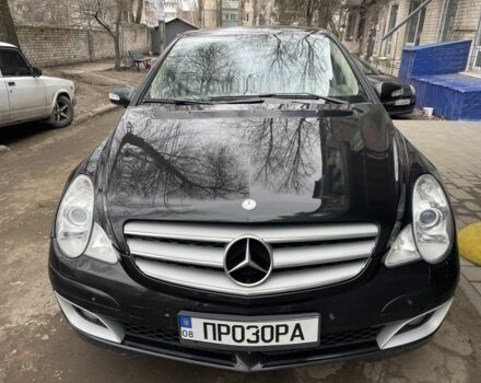 Черный Мерседес Р-Класс, объемом двигателя 3 л и пробегом 340 тыс. км за 10700 $, фото 6 на Automoto.ua