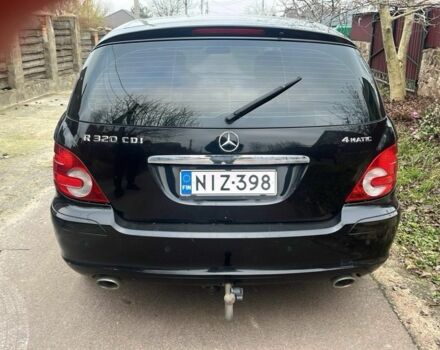 Черный Мерседес Р-Класс, объемом двигателя 3 л и пробегом 360 тыс. км за 4400 $, фото 2 на Automoto.ua
