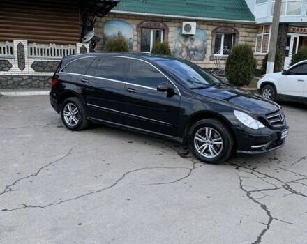 Черный Мерседес Р-Класс, объемом двигателя 5 л и пробегом 310 тыс. км за 7900 $, фото 4 на Automoto.ua