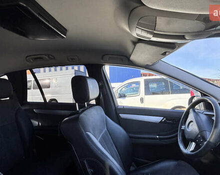 Черный Мерседес Р-Класс, объемом двигателя 3 л и пробегом 227 тыс. км за 9200 $, фото 9 на Automoto.ua