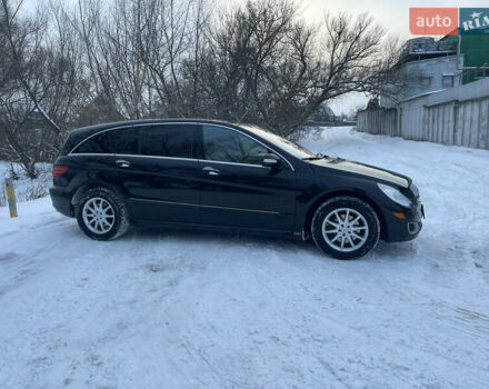 Черный Мерседес Р-Класс, объемом двигателя 5 л и пробегом 95 тыс. км за 11500 $, фото 3 на Automoto.ua