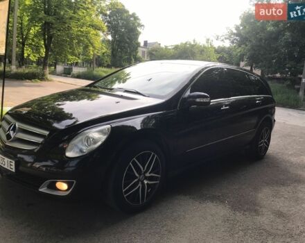 Чорний Мерседес Р-Клас, об'ємом двигуна 3.5 л та пробігом 302 тис. км за 8500 $, фото 4 на Automoto.ua