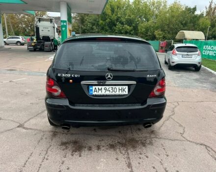 Чорний Мерседес Р-Клас, об'ємом двигуна 3 л та пробігом 3 тис. км за 10024 $, фото 3 на Automoto.ua
