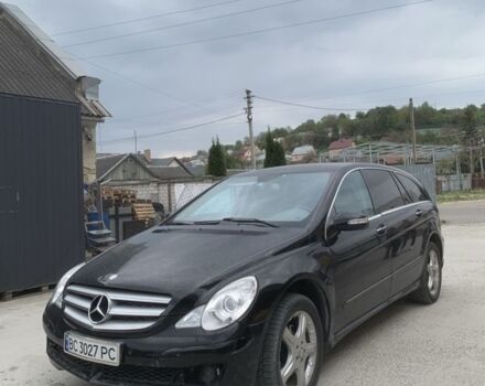 Чорний Мерседес Р-Клас, об'ємом двигуна 3 л та пробігом 278 тис. км за 7500 $, фото 6 на Automoto.ua