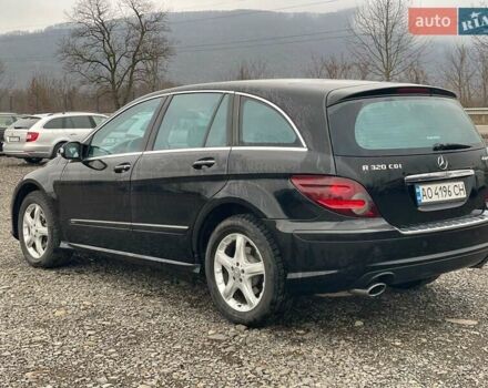 Чорний Мерседес Р-Клас, об'ємом двигуна 3 л та пробігом 299 тис. км за 7799 $, фото 4 на Automoto.ua