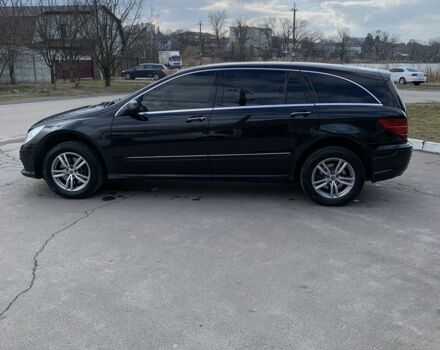 Черный Мерседес Р-Класс, объемом двигателя 5 л и пробегом 310 тыс. км за 7900 $, фото 2 на Automoto.ua