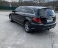 Черный Мерседес Р-Класс, объемом двигателя 5 л и пробегом 310 тыс. км за 7900 $, фото 5 на Automoto.ua