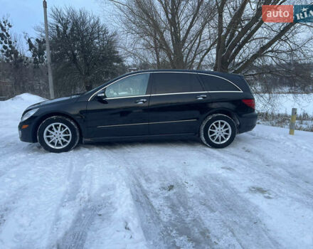 Черный Мерседес Р-Класс, объемом двигателя 5 л и пробегом 95 тыс. км за 11500 $, фото 4 на Automoto.ua