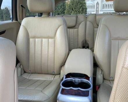 Черный Мерседес Р-Класс, объемом двигателя 5 л и пробегом 310 тыс. км за 7900 $, фото 19 на Automoto.ua