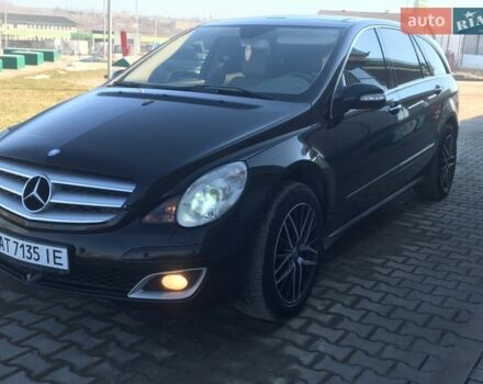Черный Мерседес Р-Класс, объемом двигателя 3.5 л и пробегом 300 тыс. км за 8000 $, фото 5 на Automoto.ua