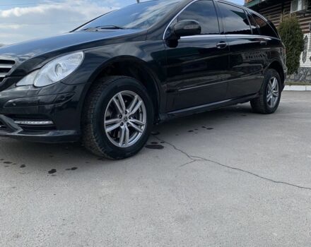 Черный Мерседес Р-Класс, объемом двигателя 5 л и пробегом 310 тыс. км за 7900 $, фото 6 на Automoto.ua